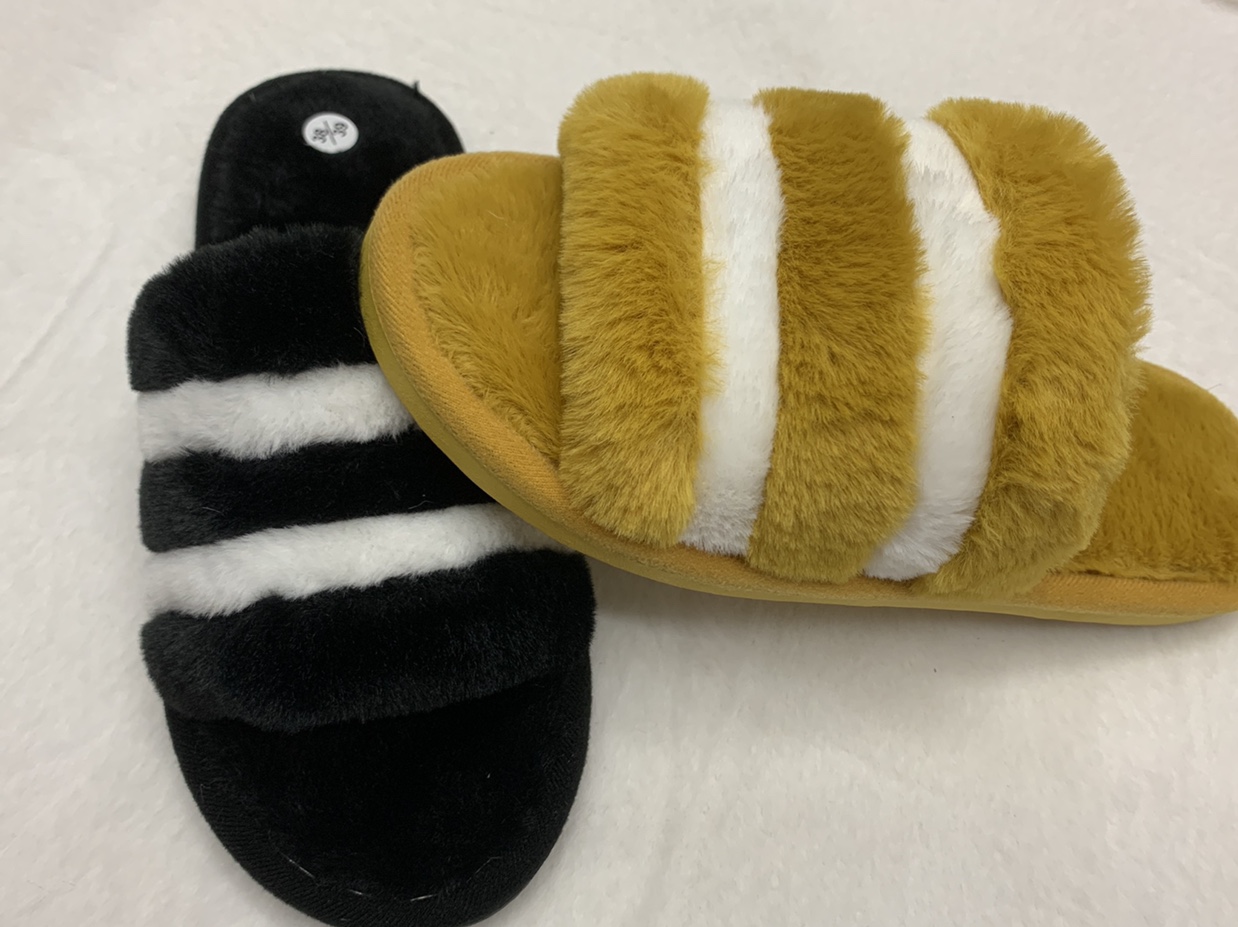 Autumn and winter new one character opens hair slipper female stripe color flat bottom household is indoor skid row Specification drawing