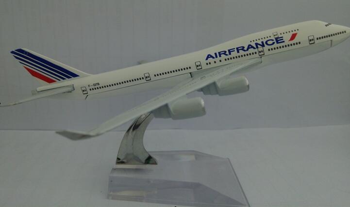 Metal aircraft model (Air France B747-400) aircraft model simulation alloy aircraft model