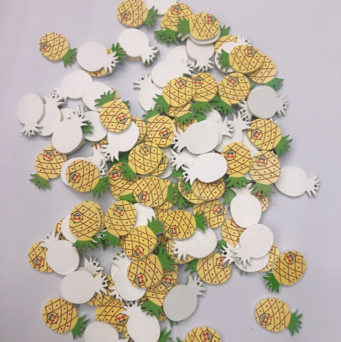 Cute cartoon pineapple wood diy Cute cartoon wooden pendant details Picture