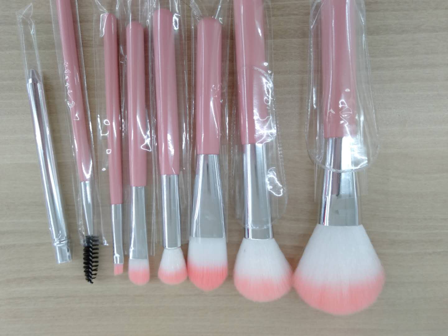 8 sets of blush brush eyelash curl full figure