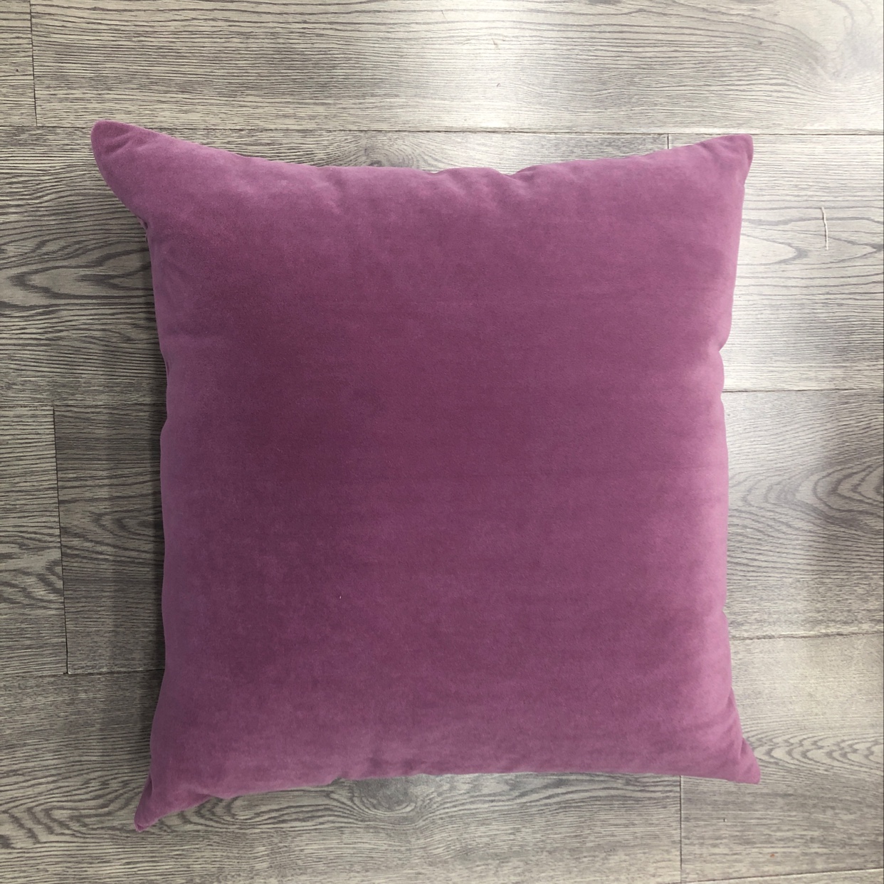 貂绒时尚居家抱枕