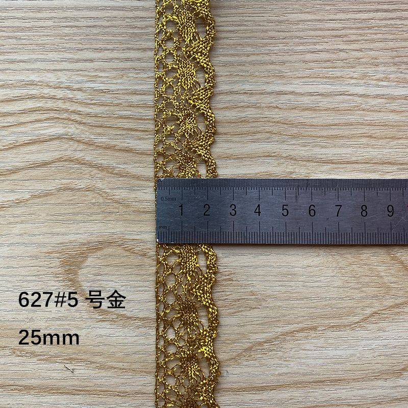 Gold thread lace 627