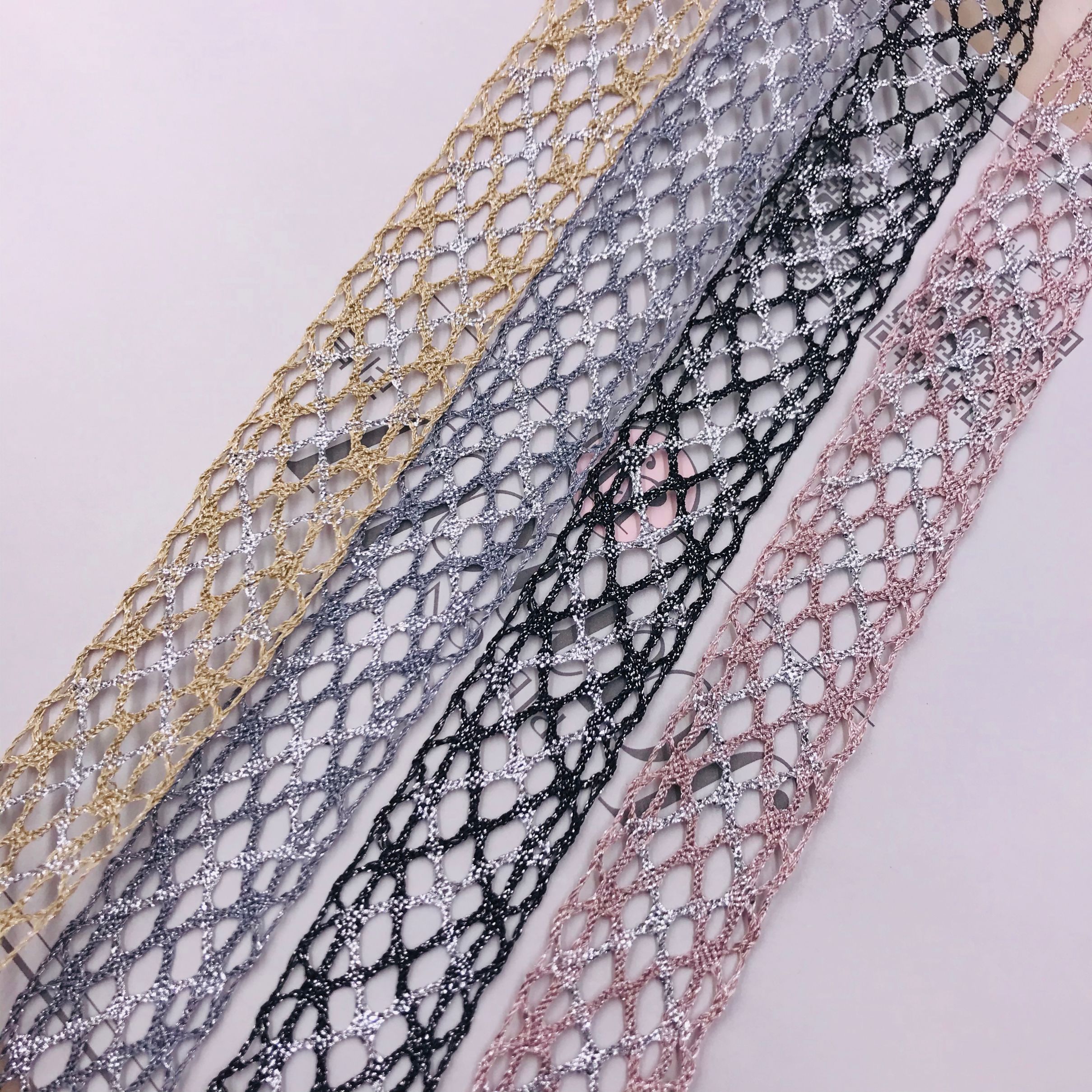Yh2652- Identification Of Hollow Mesh With Bouquet Packaging Gift Materials Application Scenario