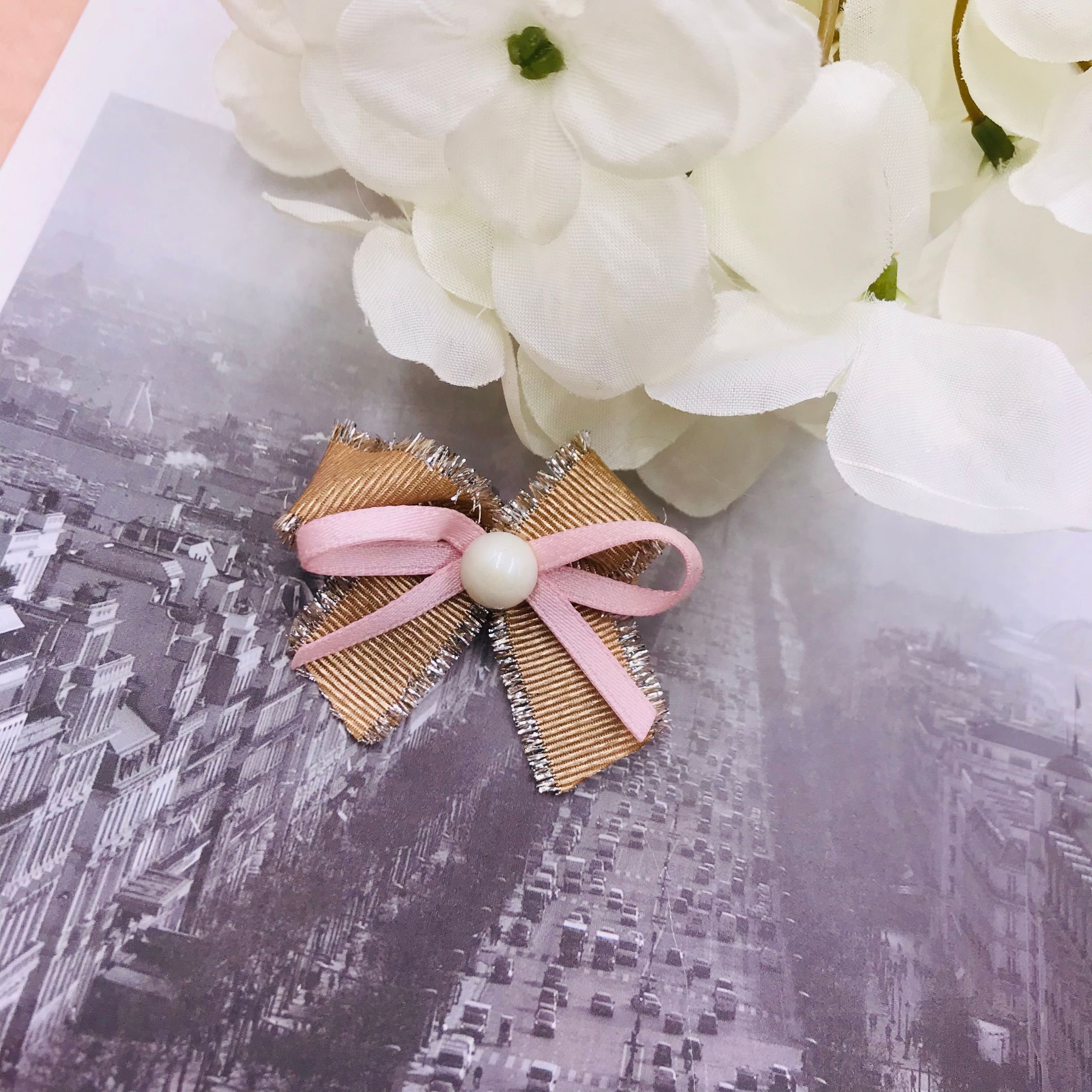 Hl116- Diy Gift Decoration With Silver Scallion Tassels, Threaded Straps And Shoe Flower Materials details Picture