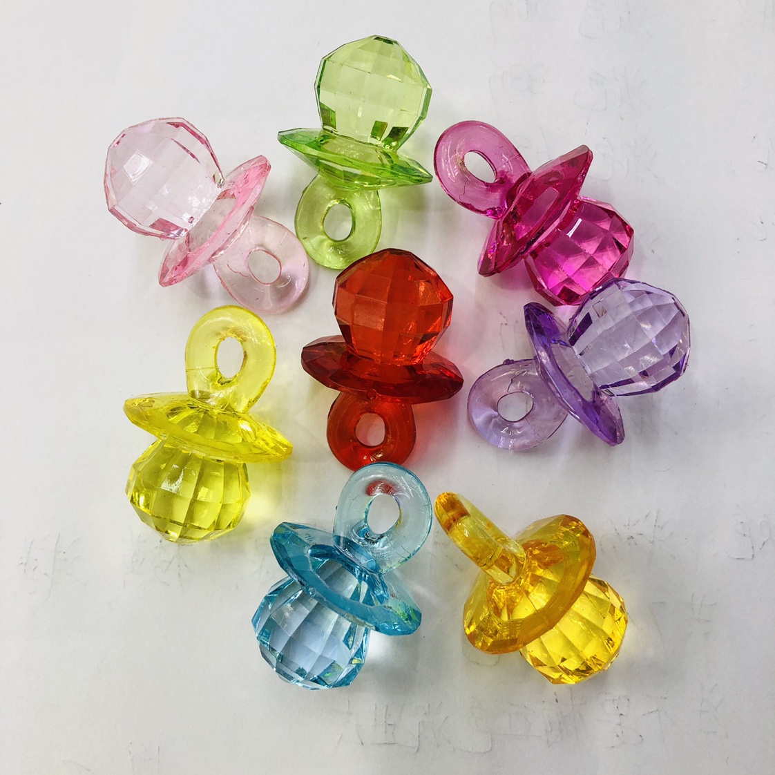 厂家直销亚克力奶嘴儿童玩具挖机玩具推推机玩具41*28mm 28*18mm产品图