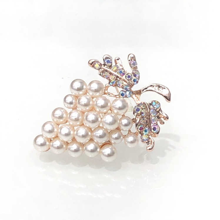 Pearl grape brooch women Japan and South Korea new style pin high-grade luxury rhindiamond-corsage fixed clothes to prevent the cat eye buckle needle beautiful classic accessories thumbnail