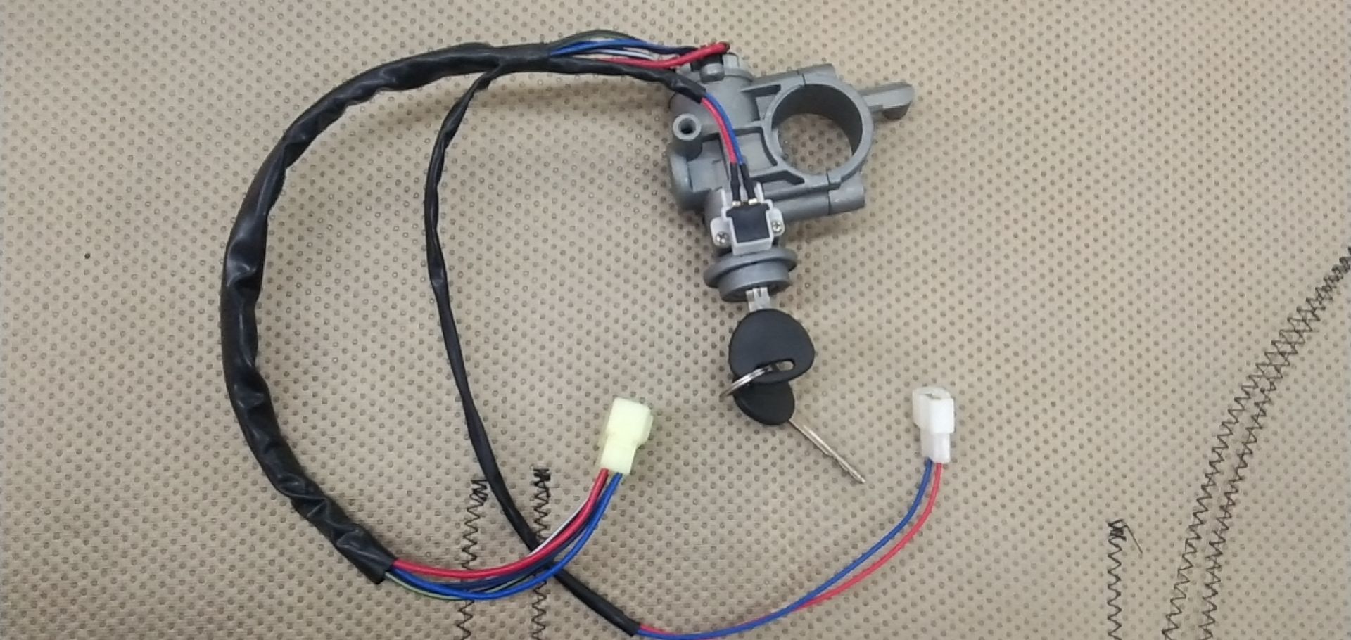 81901 43009/81901-43011/81901-43009现代H100全车锁