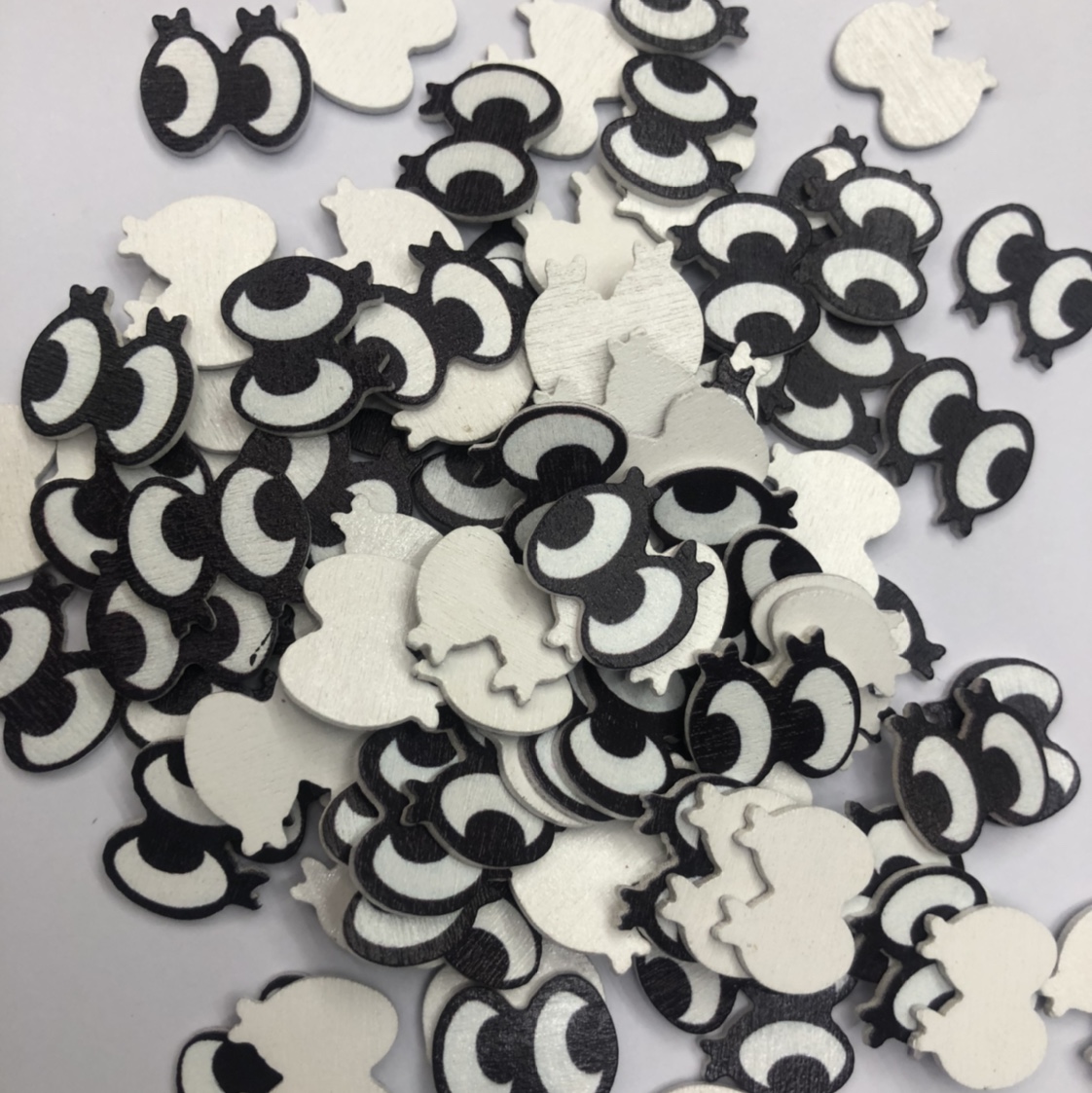 diy wooden eyes by hand details Picture