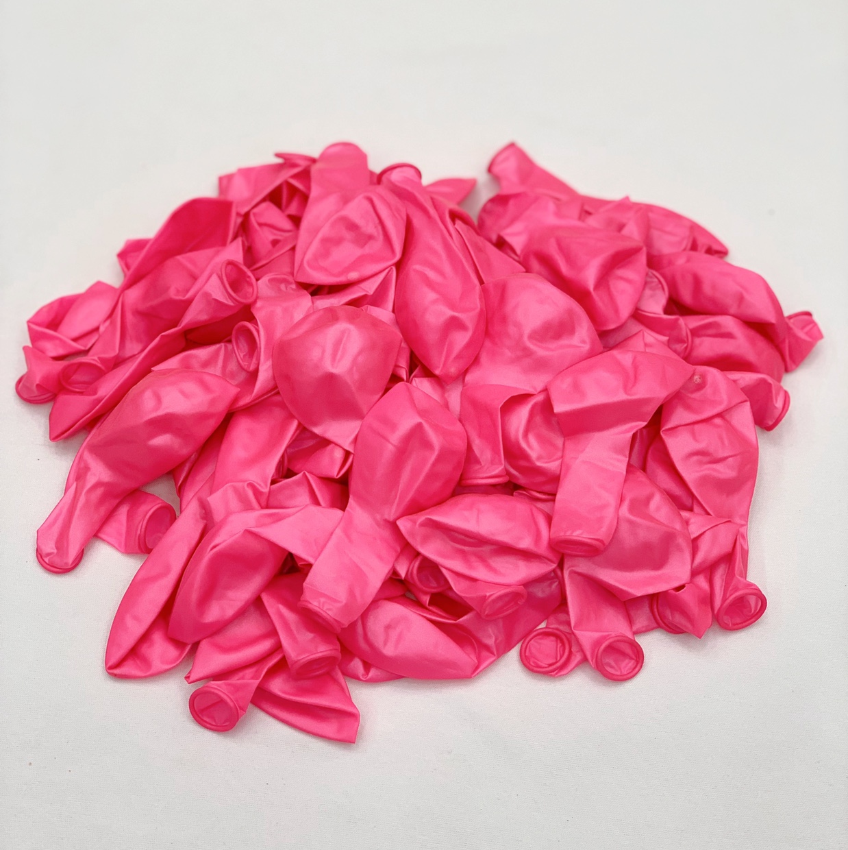 Balloons are suitable for festivals, weddings, scene decoration, and children's educational inflatable toys undefined