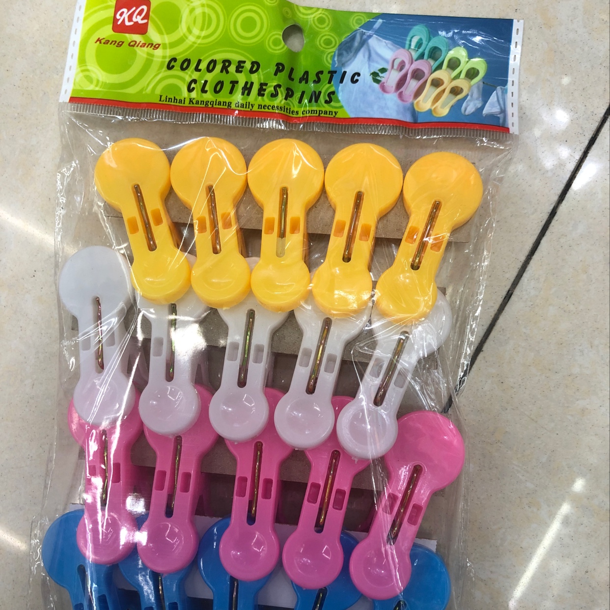 圆八字夹产品图