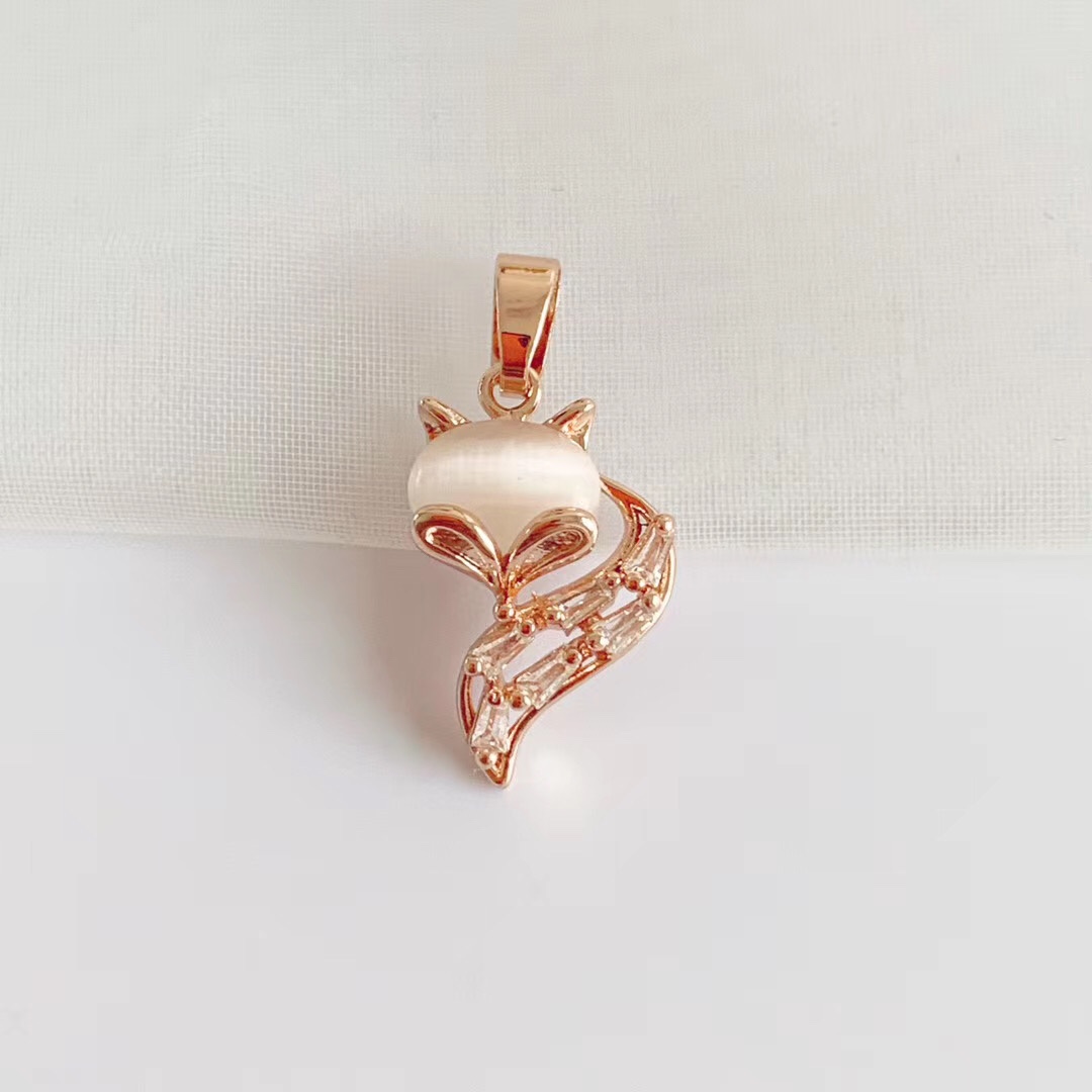 The fox pendant thumbnail