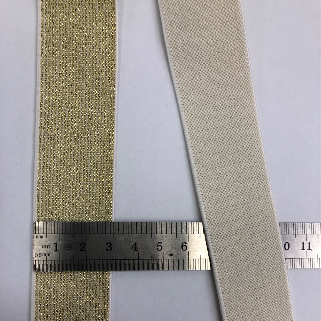 3.0CM白底金面松紧带