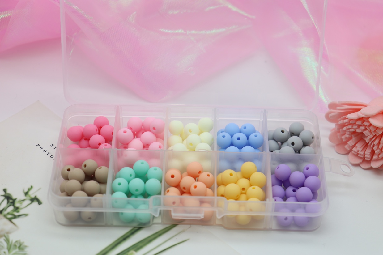 diy acrylic bead sets can be customized