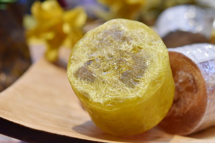 印度高档圆形丝瓜络精油皂细节图