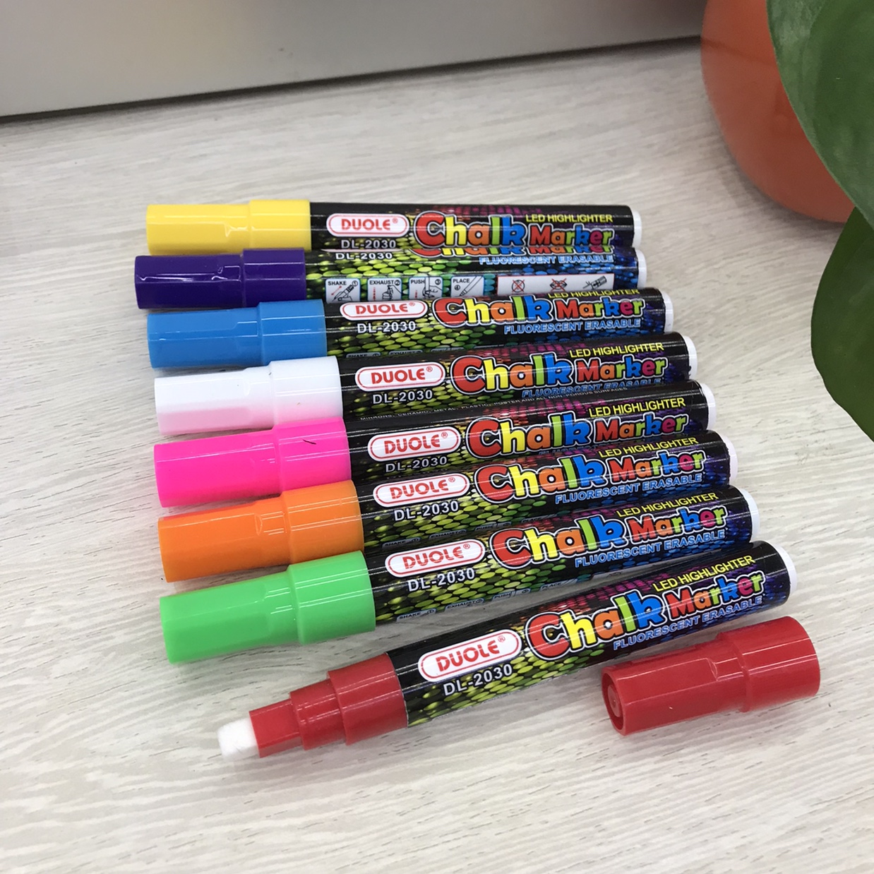Liquid chalk 8 colors