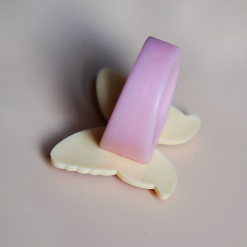 Animal butterfly PVC soft rubber ring, cartoon children's ring Item Picture