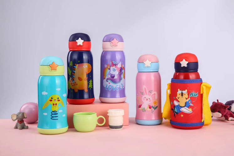 Stars Cover Children's Water Bottle