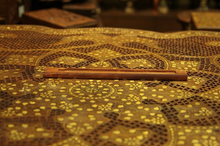 Adjustable rosewood scented board imported from India, handcrafted