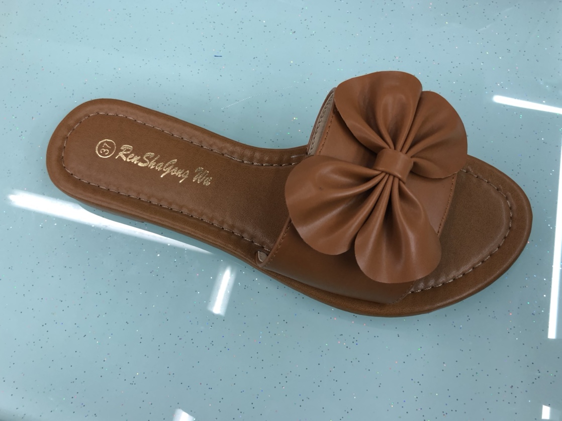 "Human and Shark Dance" one-line flower-patterned, breathable, British and Korean style fashionable and trendy casual women's slippers details Picture