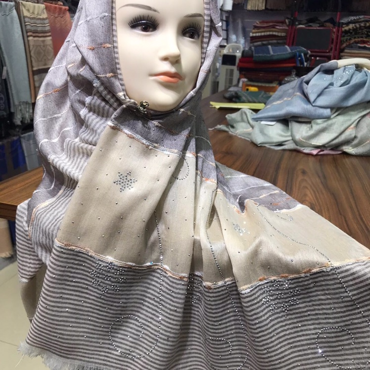 Iron Diamond Scarf 7