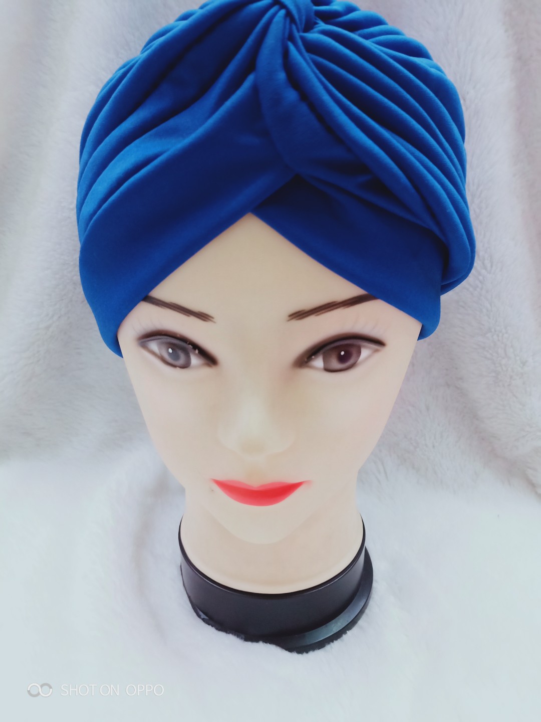 Headscarf, small square scarf, sports scarf, Arabian hat details Picture