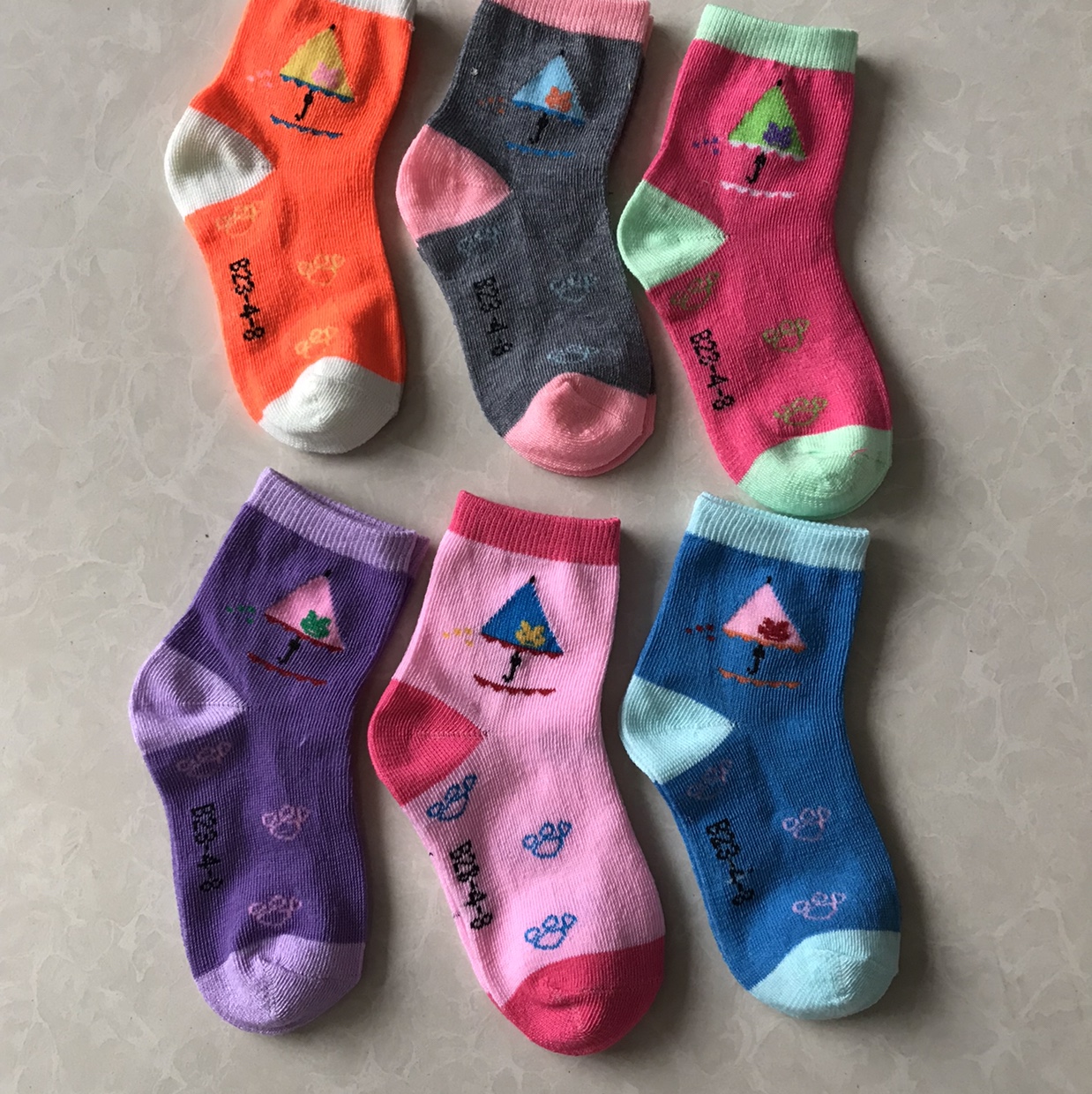 Girls' socks