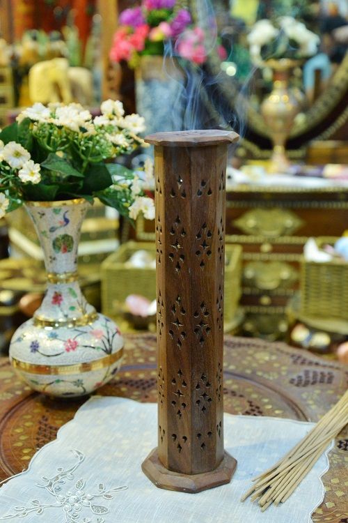Two types of standing incense boxes made of Bodhi wood detail image 3