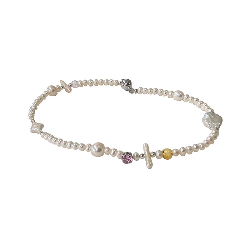 Pearl necklace