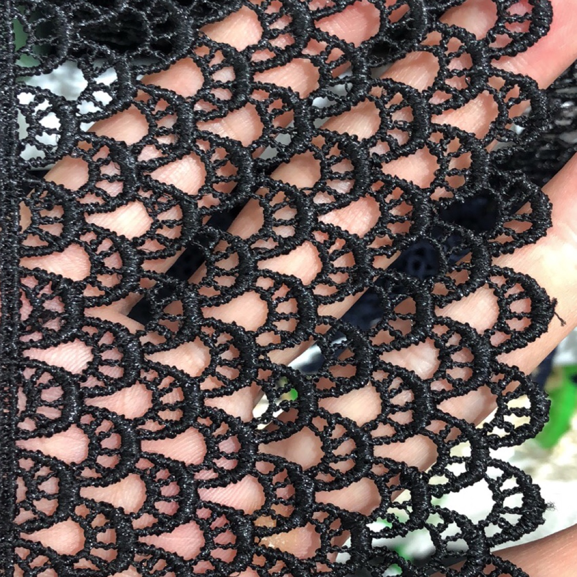 Polyester Gloss 0004