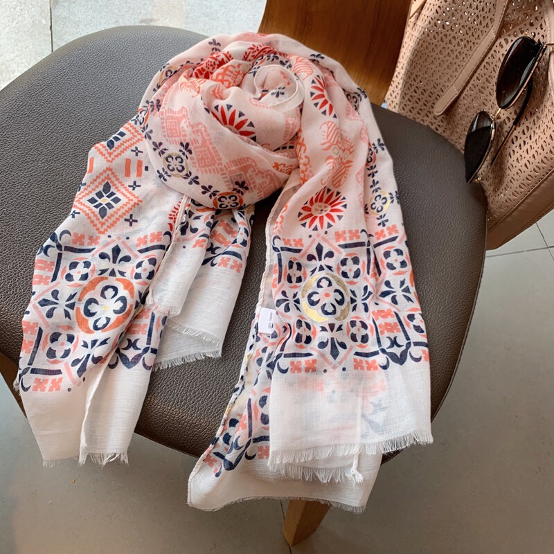 Shawl Summer All-Match Silk Scarf Women's Thin Scarf Furred Edge Spring And Autumn Bibbing Gauze Beach Towel Large Sun Protection Shawl