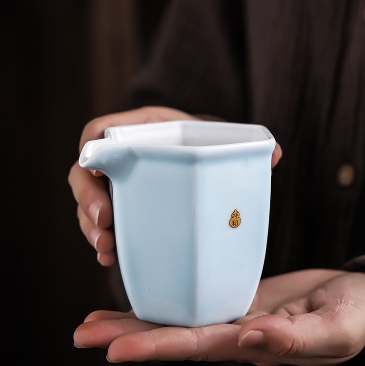 青瓷功夫茶具套装简约家用陶瓷盖碗泡茶喝茶杯礼盒送礼茶具产品图