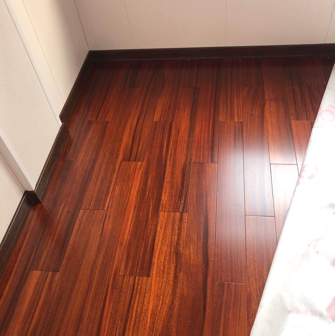 加红圆盘豆北欧美式风格大自然原木色客厅卧室家用原木实木地板强化复合木地板