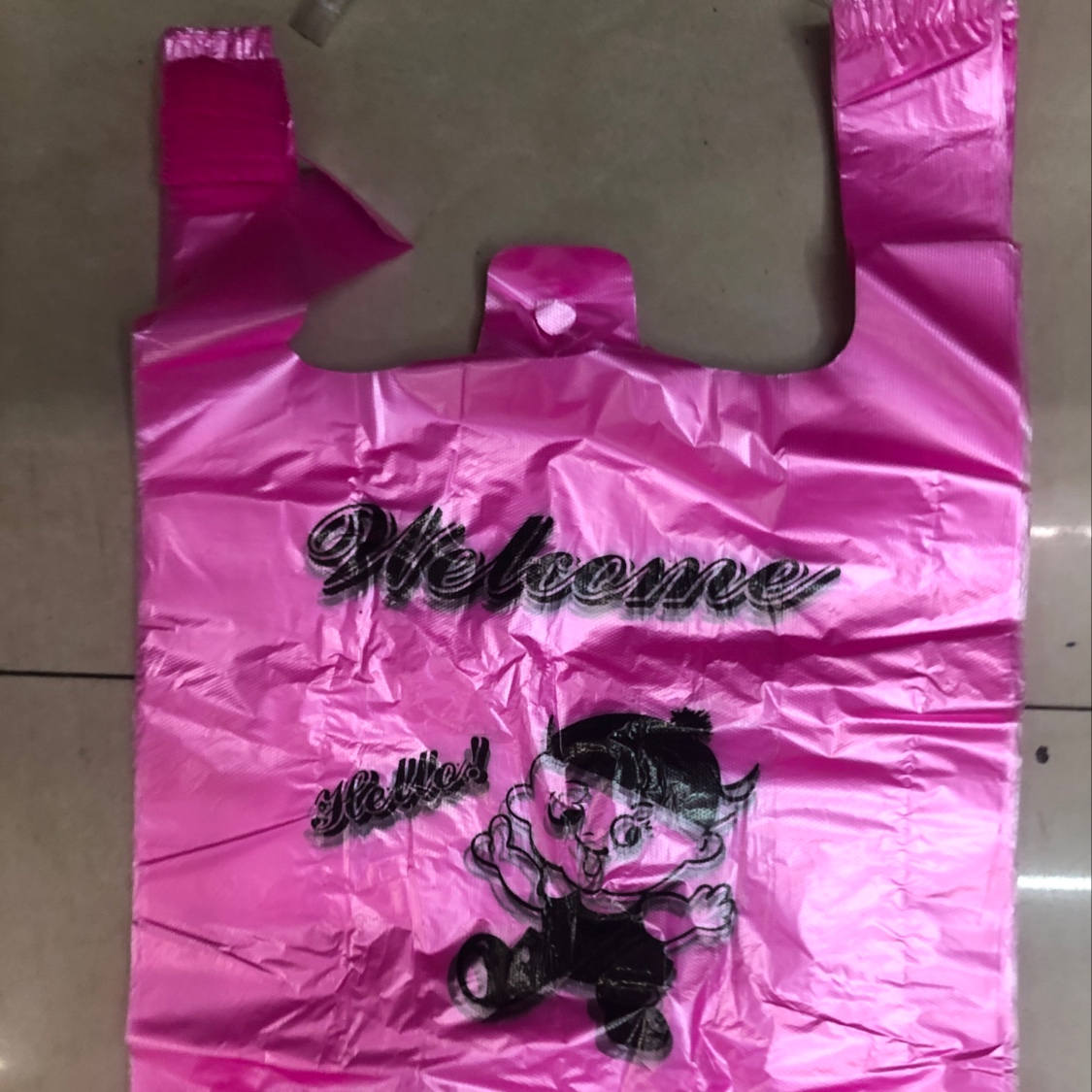 Freight charges are self-paid, there are spot, pink doll 26x40 pack 100 yuan thumbnail