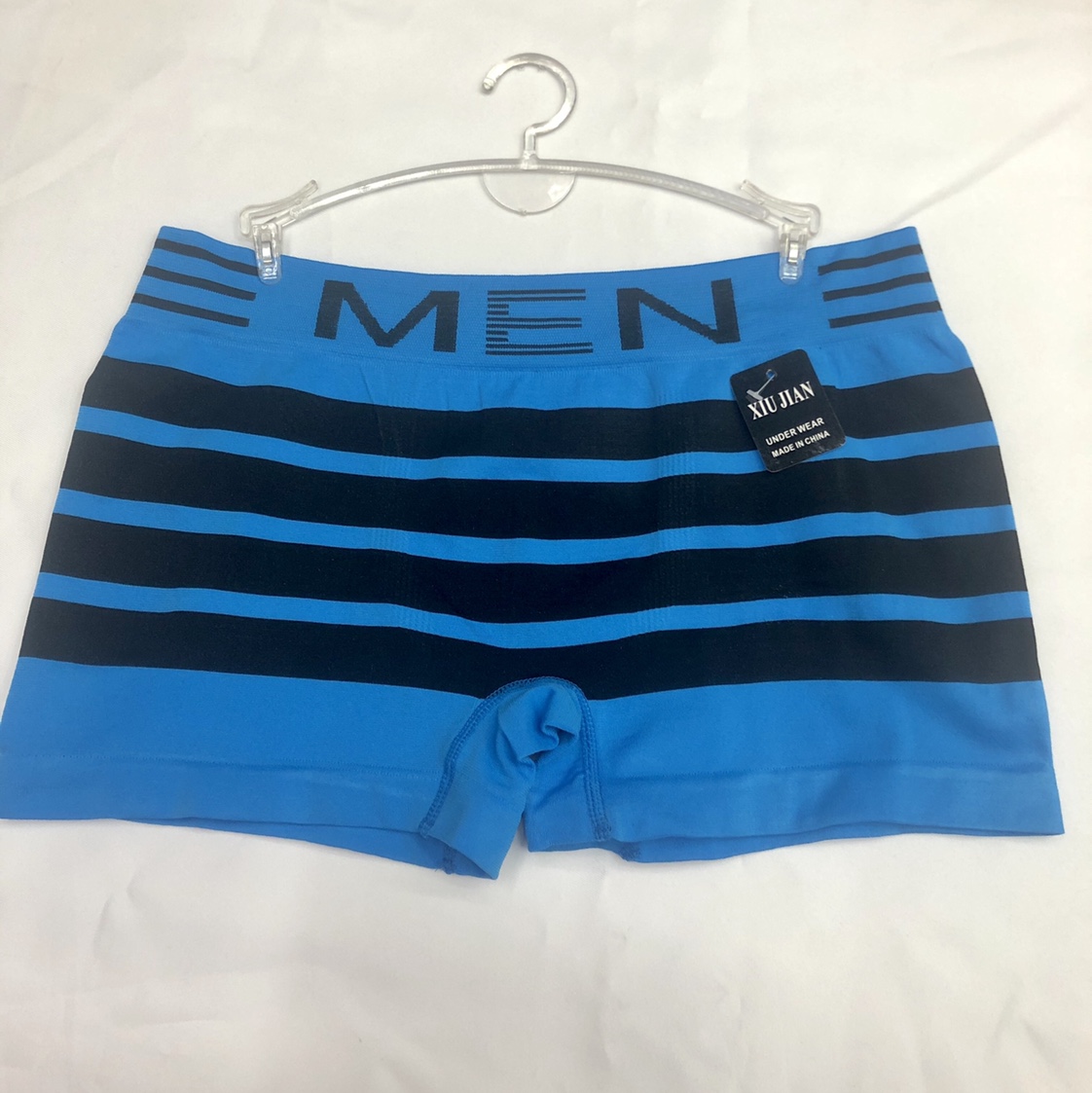 Seamless men's boxers thumbnail