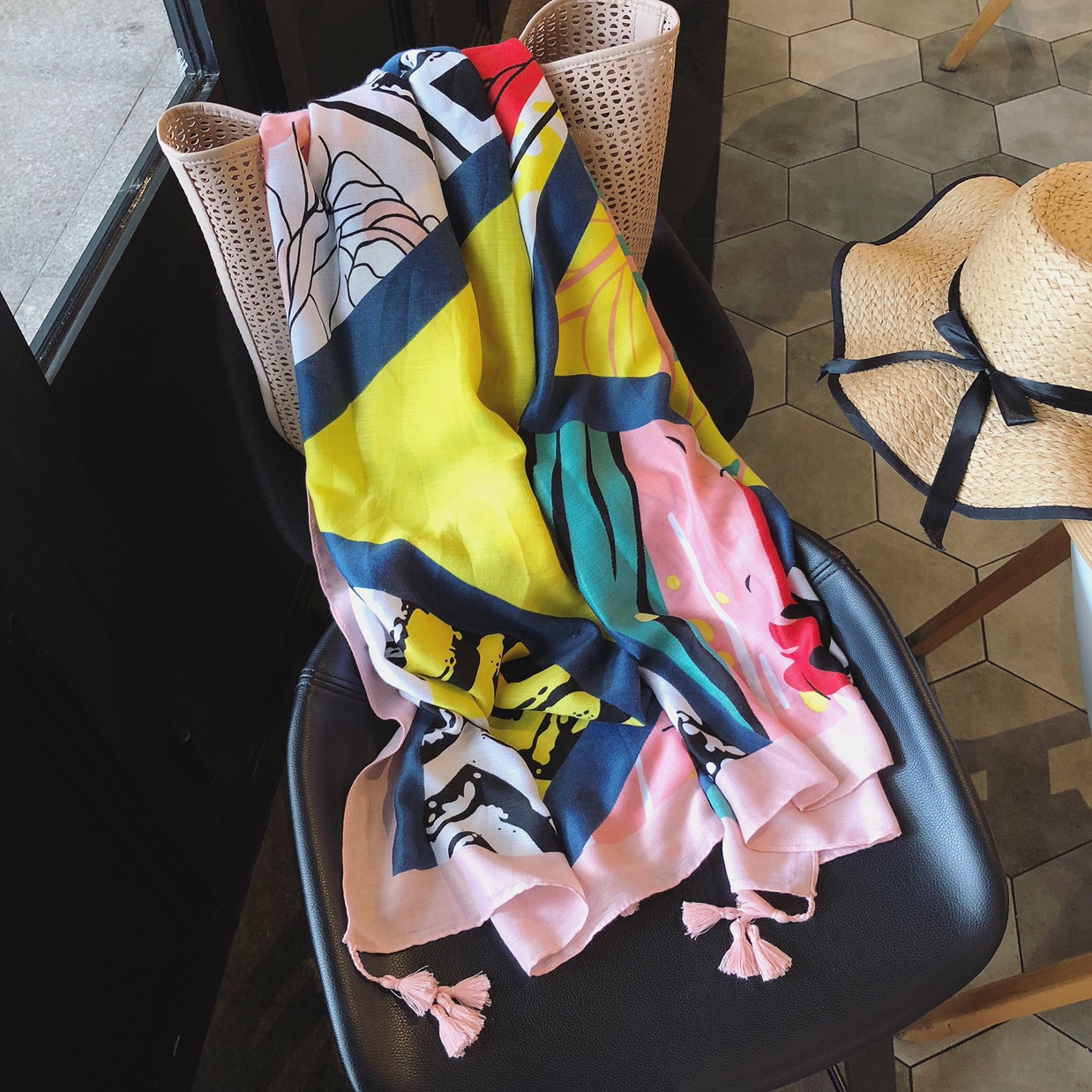 Scarf Women's Summer Painted Geometric Tassel Cotton Hemp Silk Scarf Women's Korean Gauze Travel Sunscreen Beach Towel Shawl