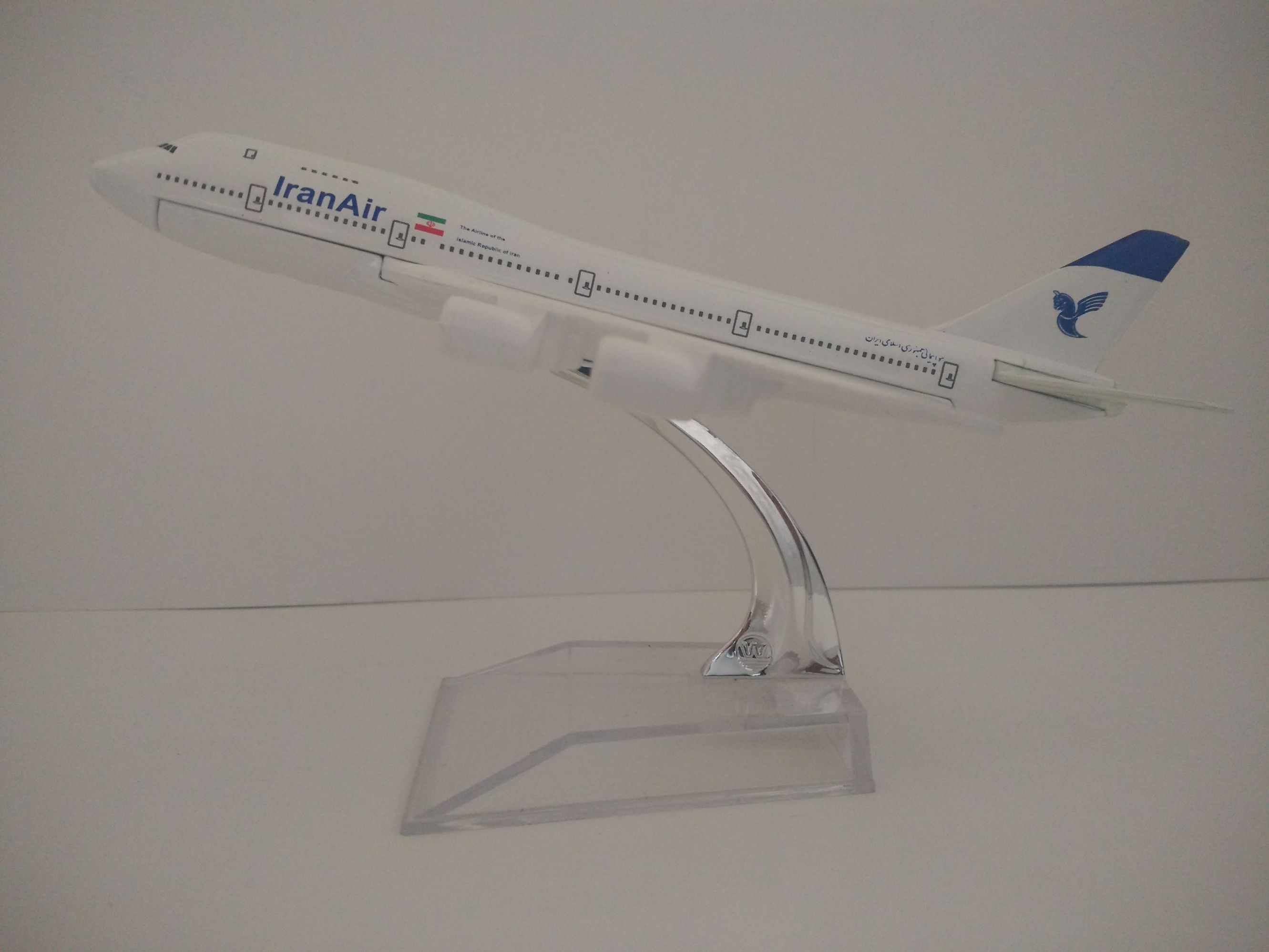 Metal aircraft model (Iran Air B747-400) aircraft model alloy aircraft model