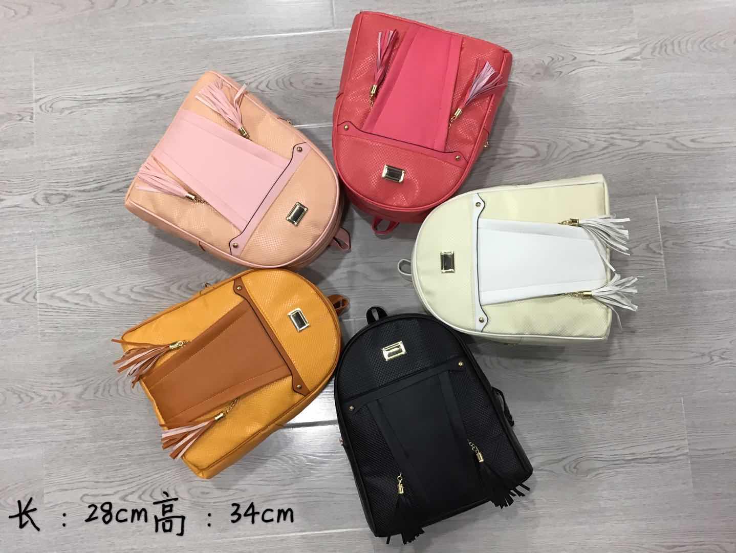 Wholesale women's bags 2020 new fashion backpack Retro shoulder bag Crossbody bag Casual schoolbag leather thumbnail