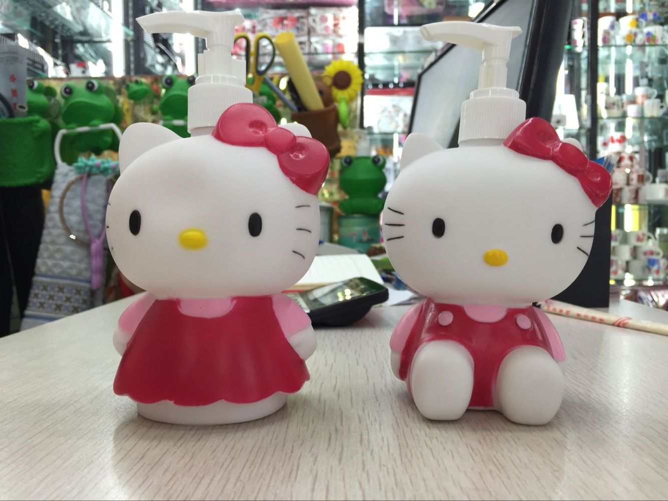 Hand sanitizer bottle Kitty