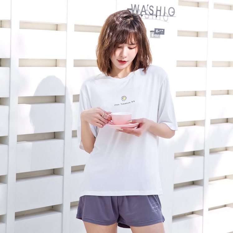Summer style white T loose skirt suit thumbnail