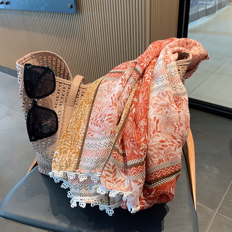 Shawl Summer Thin Scarf Lace Ethnic Style Gauze Scarf Spring And Autumn Bib Beach Scarf Large Sun Protection Shawl Silk Scarf