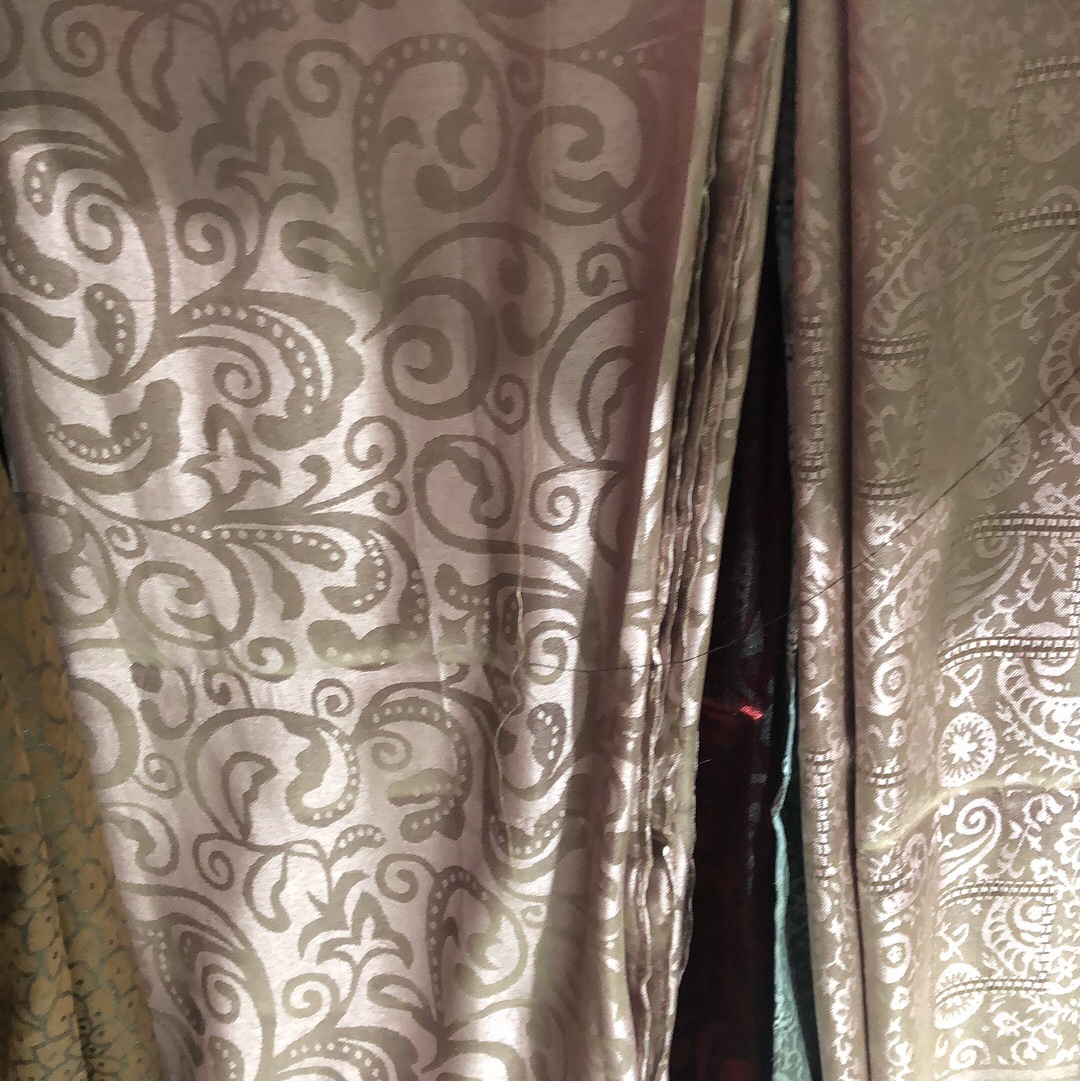 Jacquard Square. Long Scarf details Picture