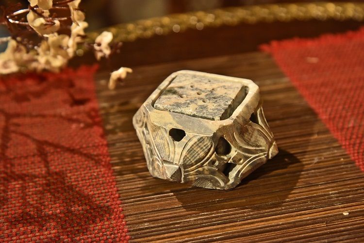 Soapstone candlestick incense burner Application Scenario