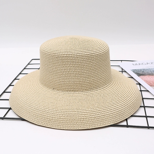 Retro Hepburn black wide-brimmed straw hat, beach vacation hat, women's summer sunshade and sun protection hat details Picture