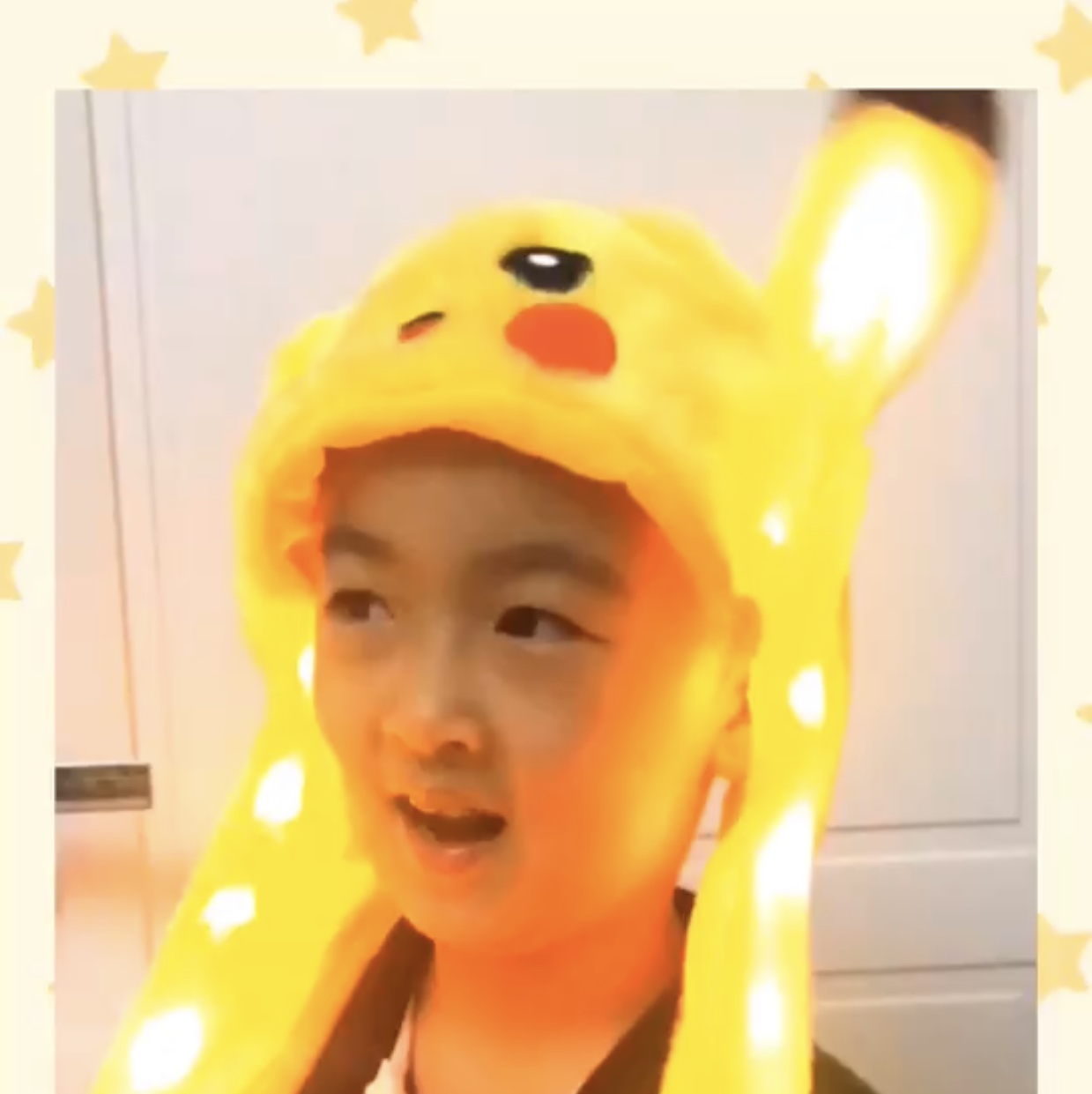 The same style of Douyin's popular rabbit-ear illuminated cap with a light strap Specification image