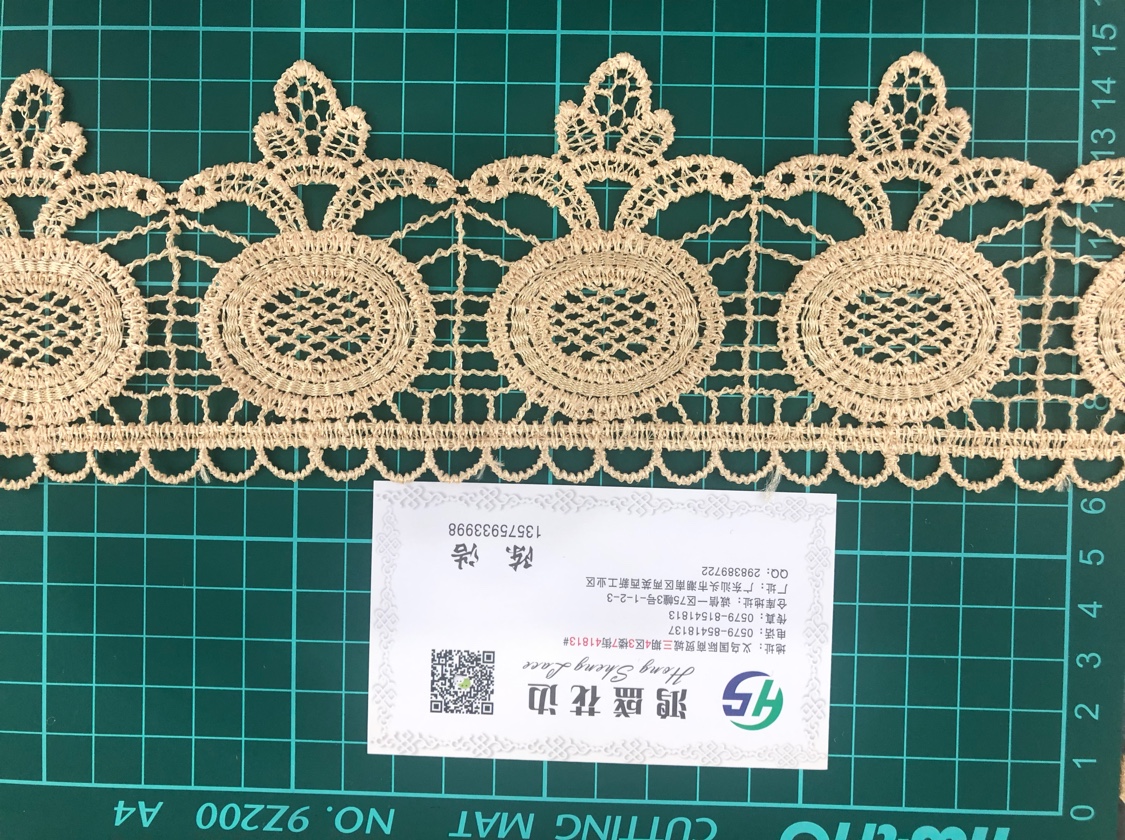 Polyester Light 0010