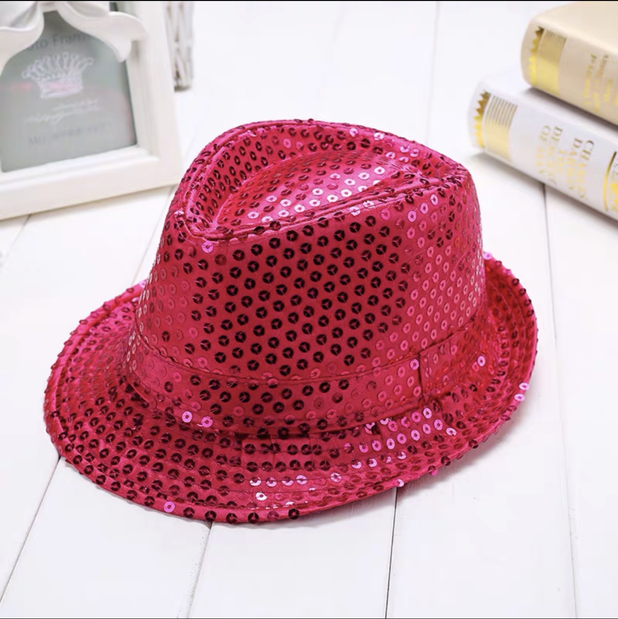 Adult sequined jazz top hat performance, top hat stage dance, children's hats for boys and girls, Children's Day hat trend, for both adults and children undefined