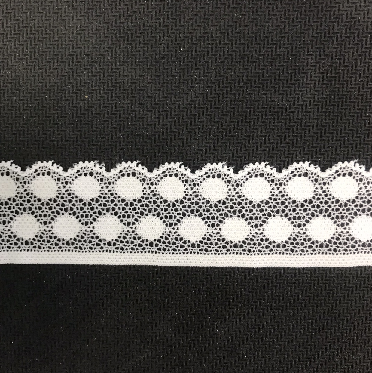 075 Lace thumbnail