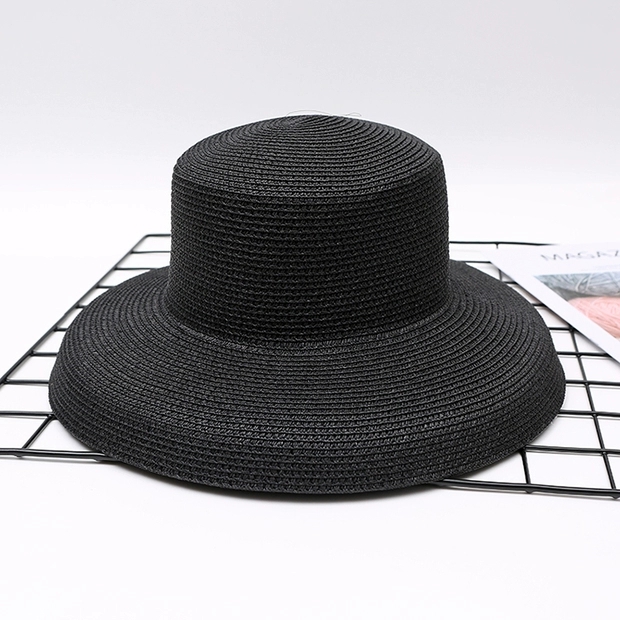Retro Hepburn black wide-brimmed straw hat, beach vacation hat, women's summer sunshade and sun protection hat Item Picture