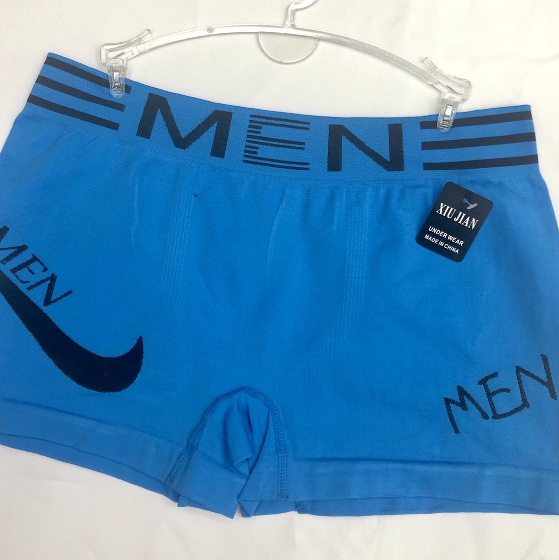 Seamless elastic men's boxers thumbnail