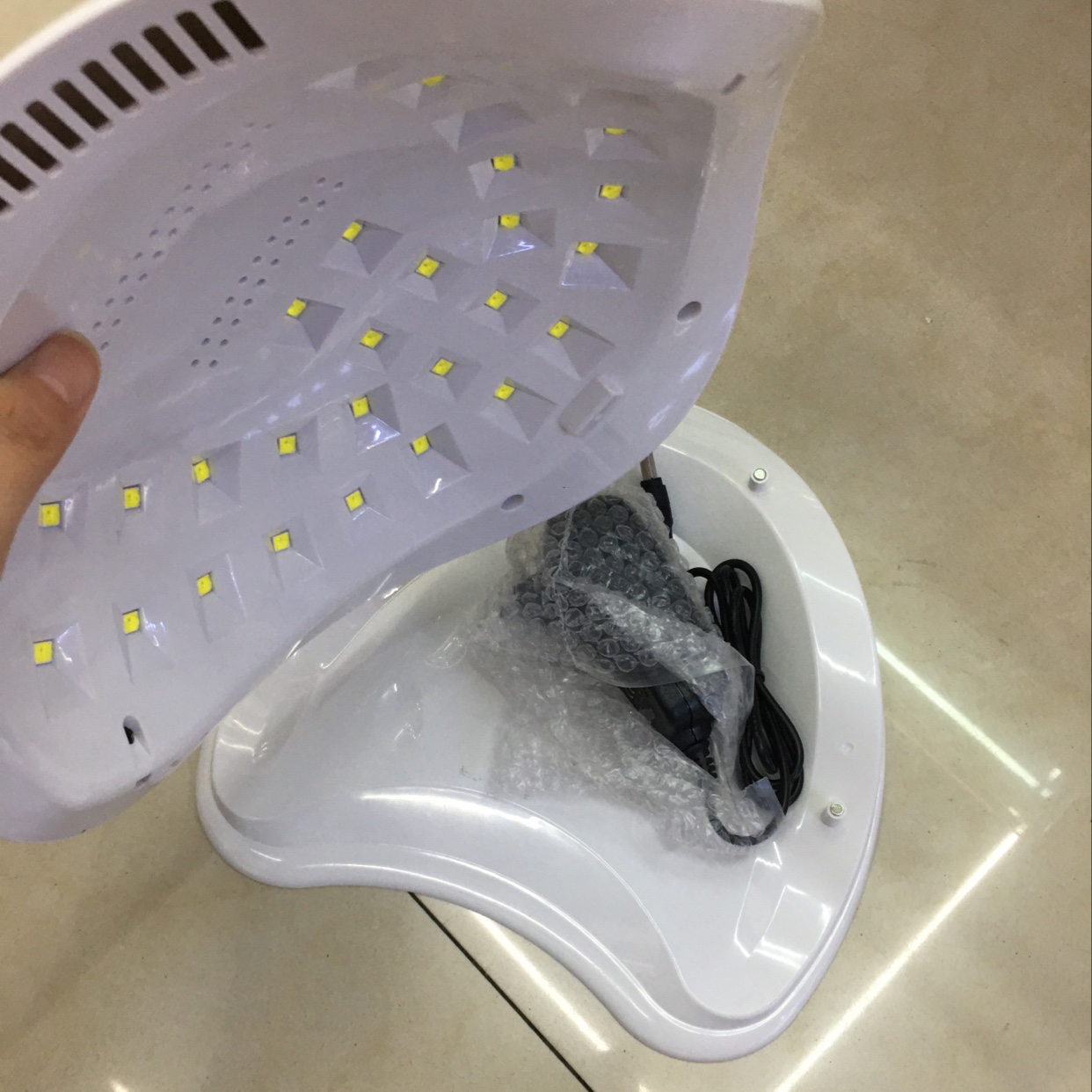 H9美甲灯白底实物图